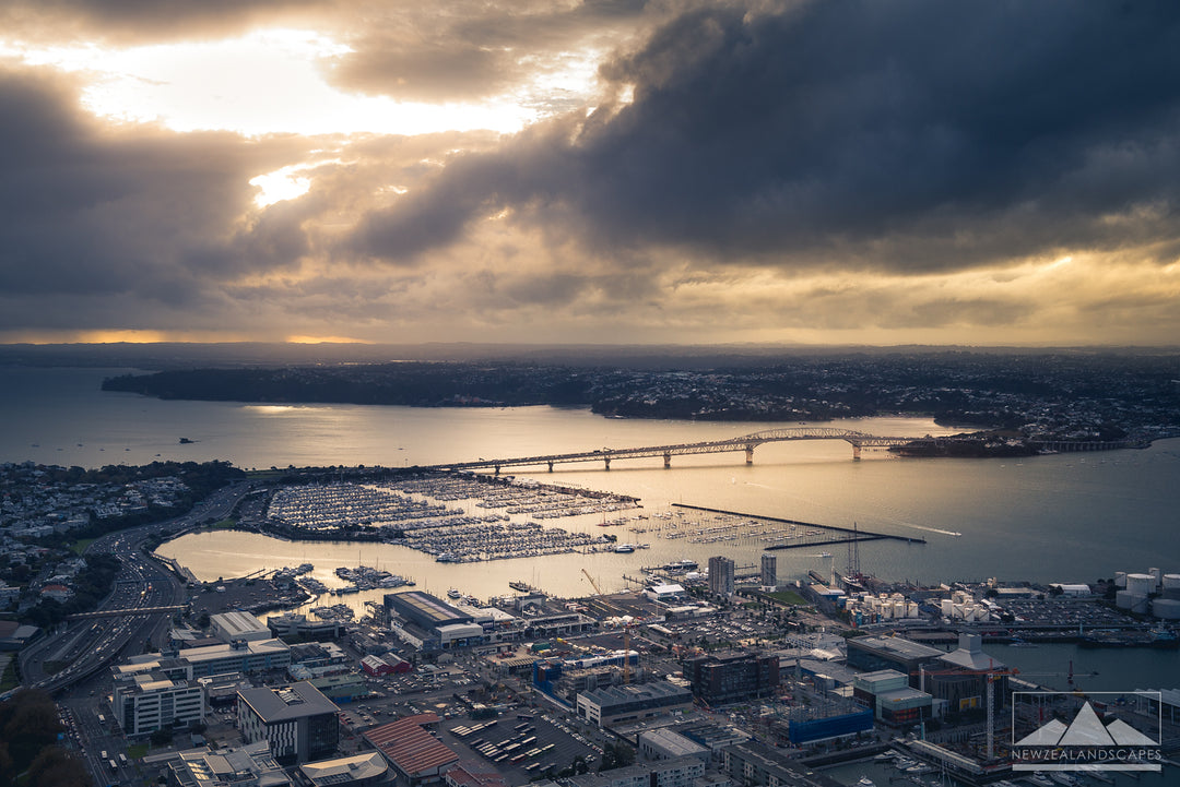 Auckland Harbour Bridge - Newzealandscapes photo canvas prints New Zealand