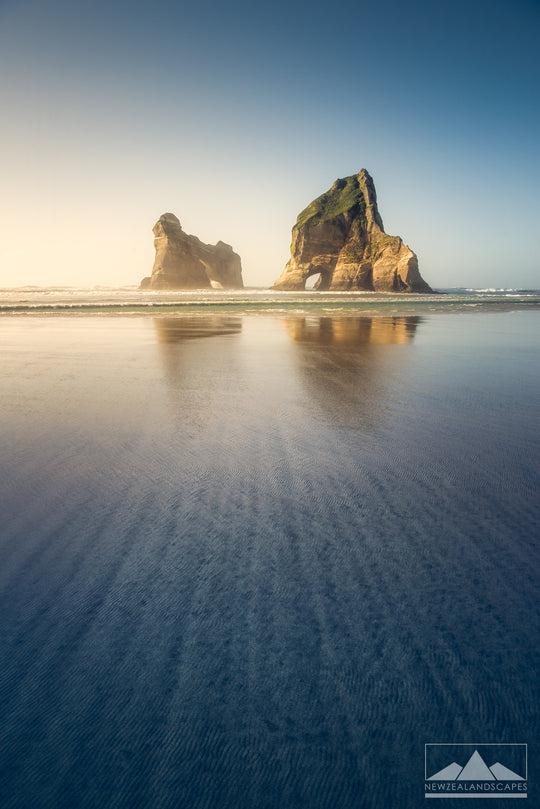 The Pull Towards Archway Islands - Newzealandscapes photo canvas prints New Zealand